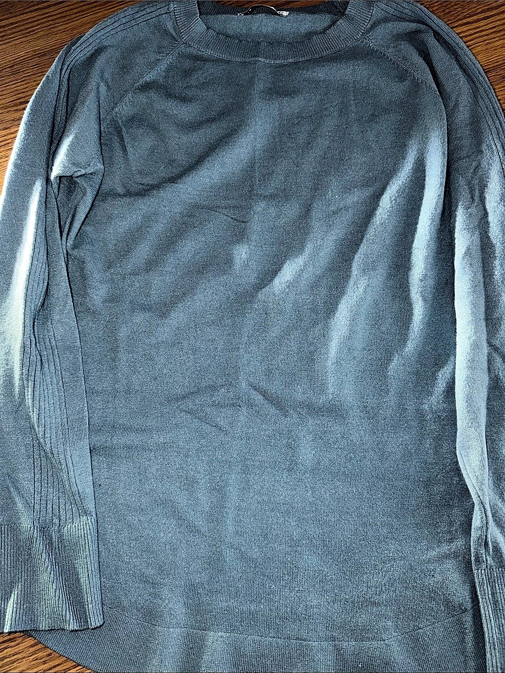 Pink Clover Crewneck Sweater in Blue Size Medium Like New